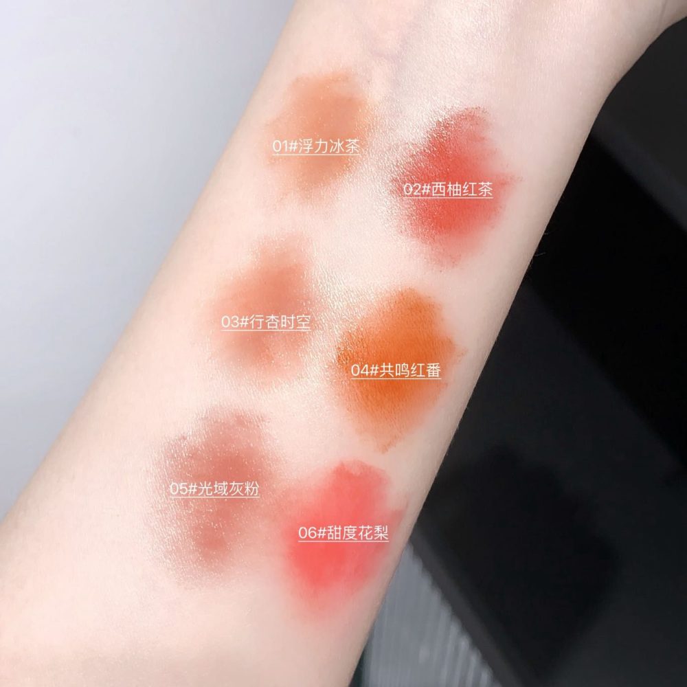 Gege Bear Push Button Lipstick – Effortless Glam in One Click! - Image 3