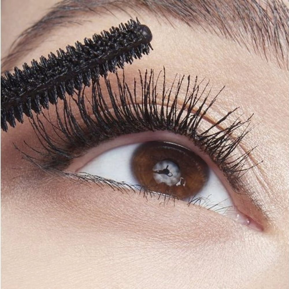 MAYBELLINE Lash Sensational Sky High Mascara – Extreme Length & Volume - Image 2